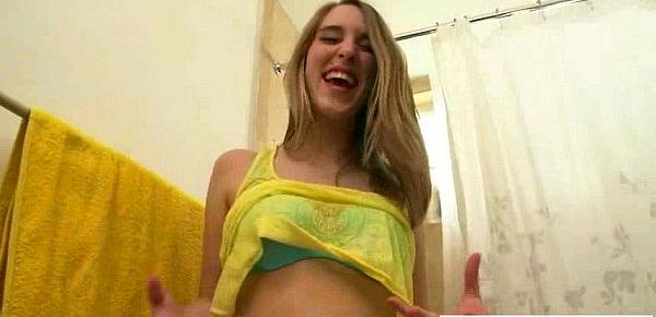  Solo Horny Girl Pleasing Herself On Cam movie-28